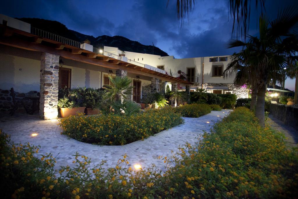 Hotel Residence Acquacalda 리파리 외부 사진