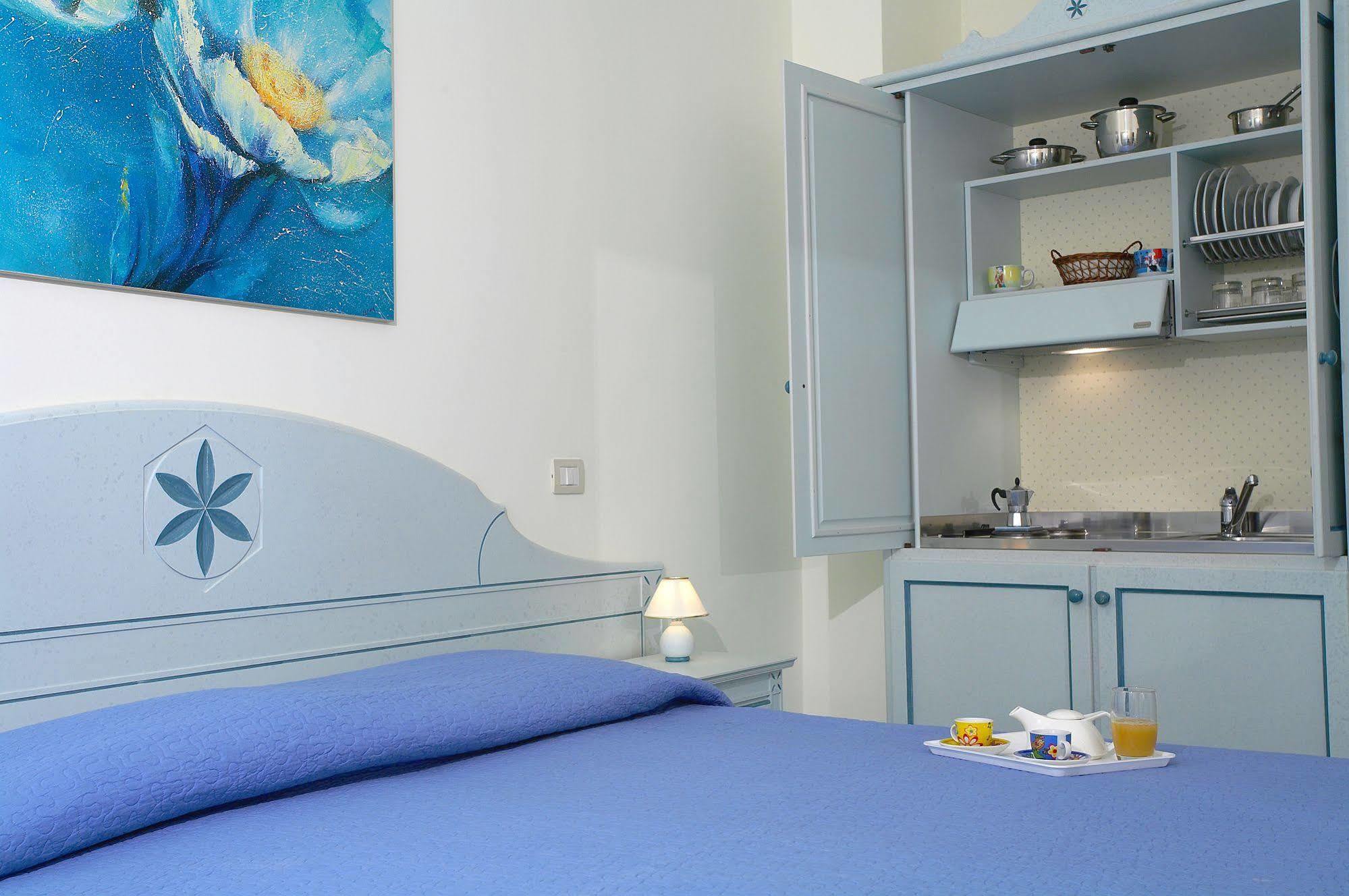 Hotel Residence Acquacalda 리파리 외부 사진